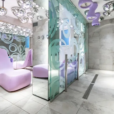 Hotiday Collection - Hotel 5*