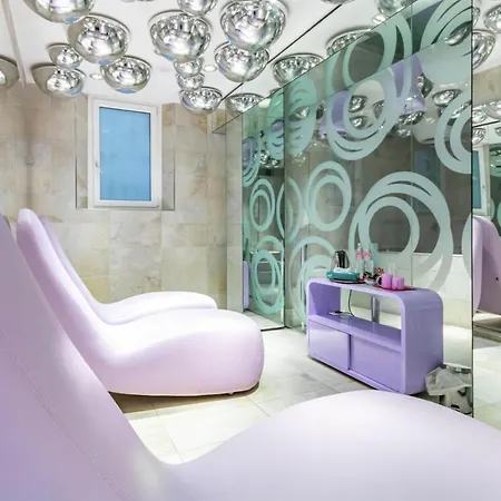 Hotiday Collection - 5* Φεράρα