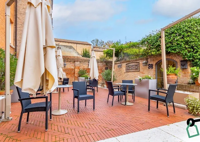 Hotiday Collection - Hotel Ferrara