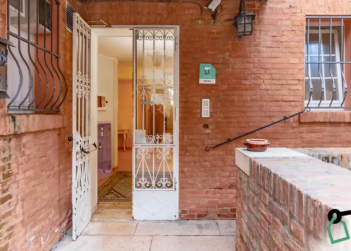 Hotiday Collection - Ferrara